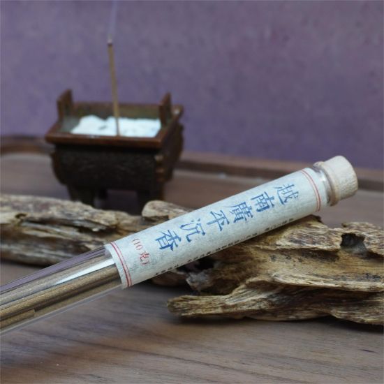 Picture of Vietnamese Guangping Agarwood